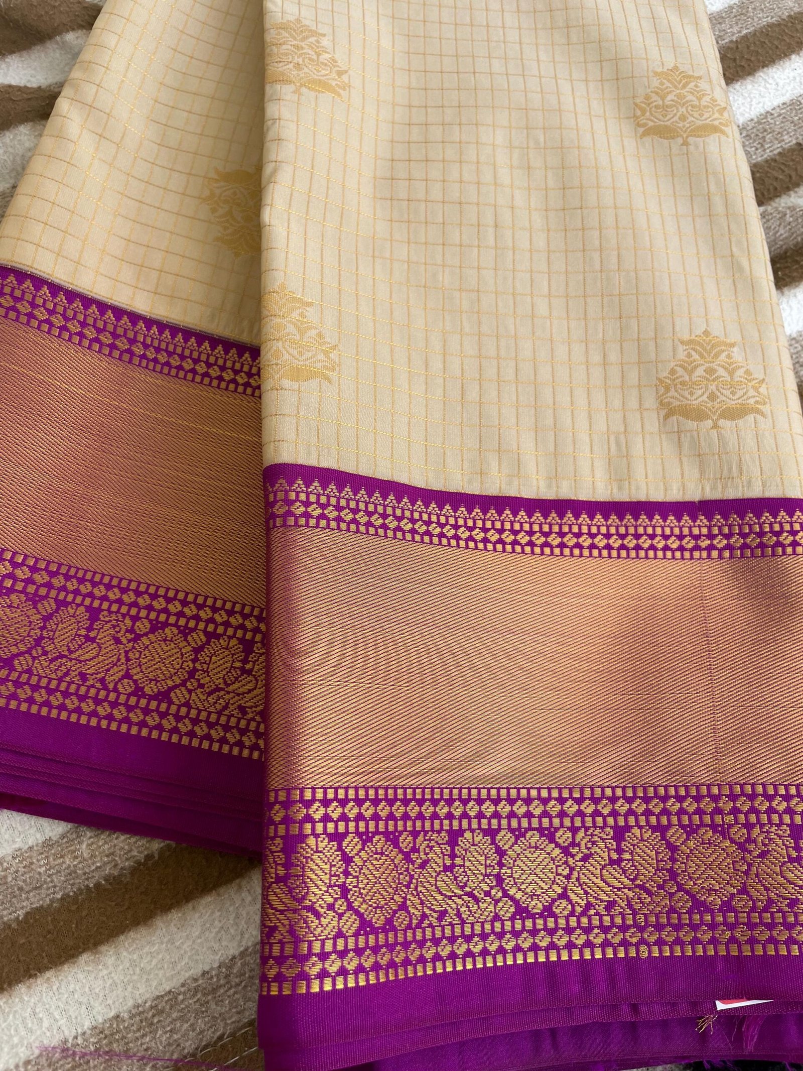 Traditional border silk saree with stitched blouse|traditional saree with readymade blouse/silk sarees USA/semi silk saree/cream purpl saree