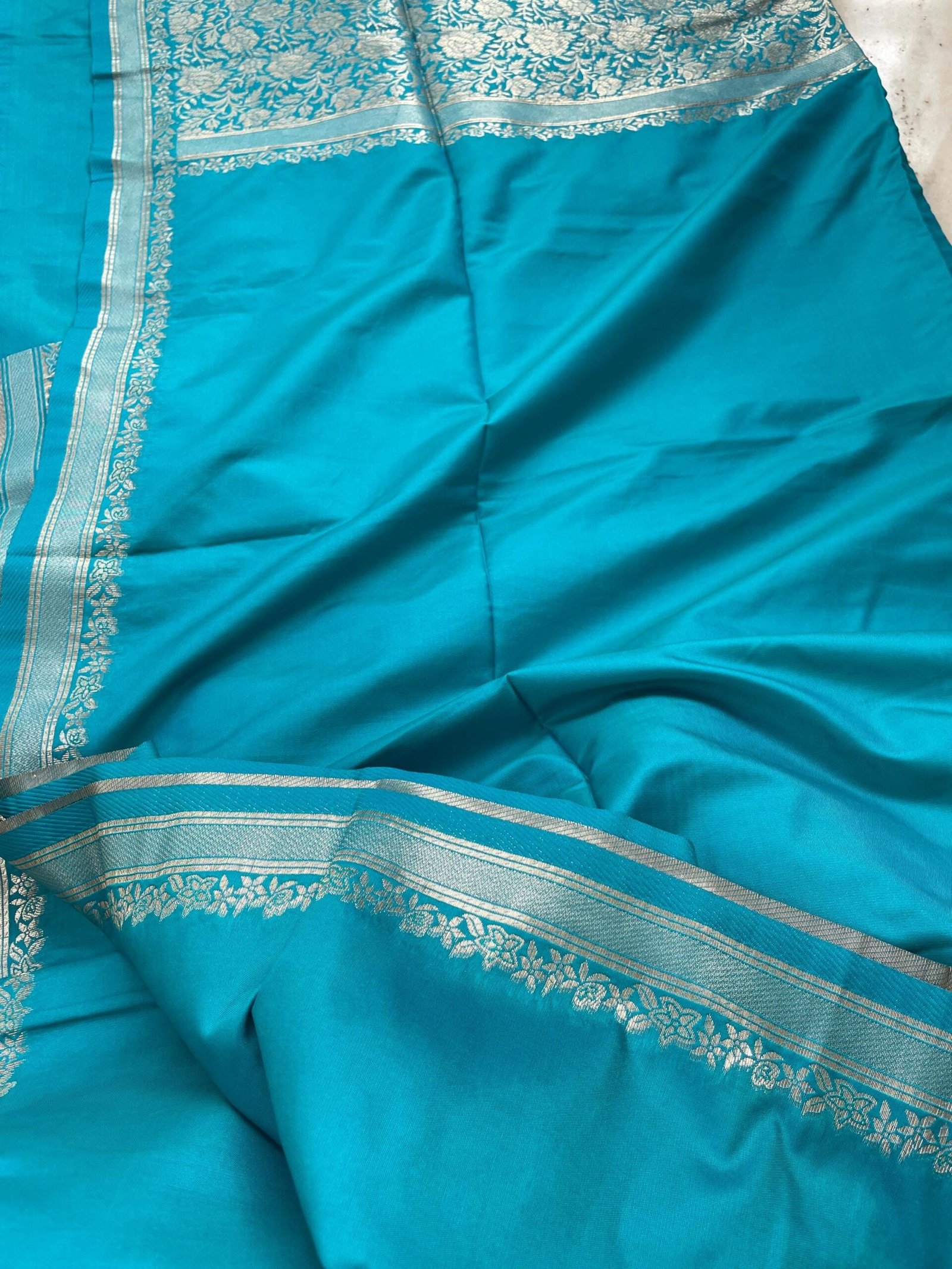 Traditional border silk saree with stitched blouse|traditional saree with readymade blouse/silk sarees USA/semi silk saree us/simpblue saree
