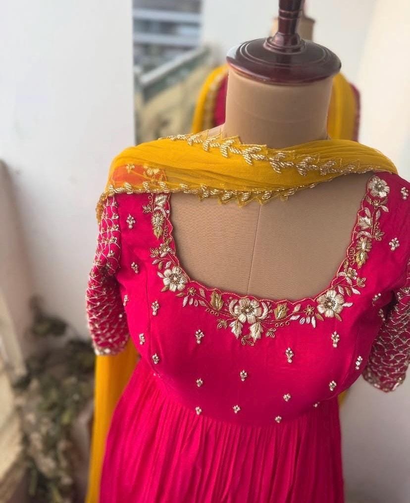 Anarkali suit usa/anarkali pink kurta shor sleeve/pink sleeve anarkali/pink yellow anarkali/heavy hand embroidered anarkali with dupatta usa