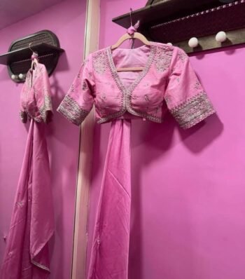 Pink silk saree with hand embroidered blouse/pink crepe saree with handwork blouse/silk saree with belt /pink designer saree with blouse