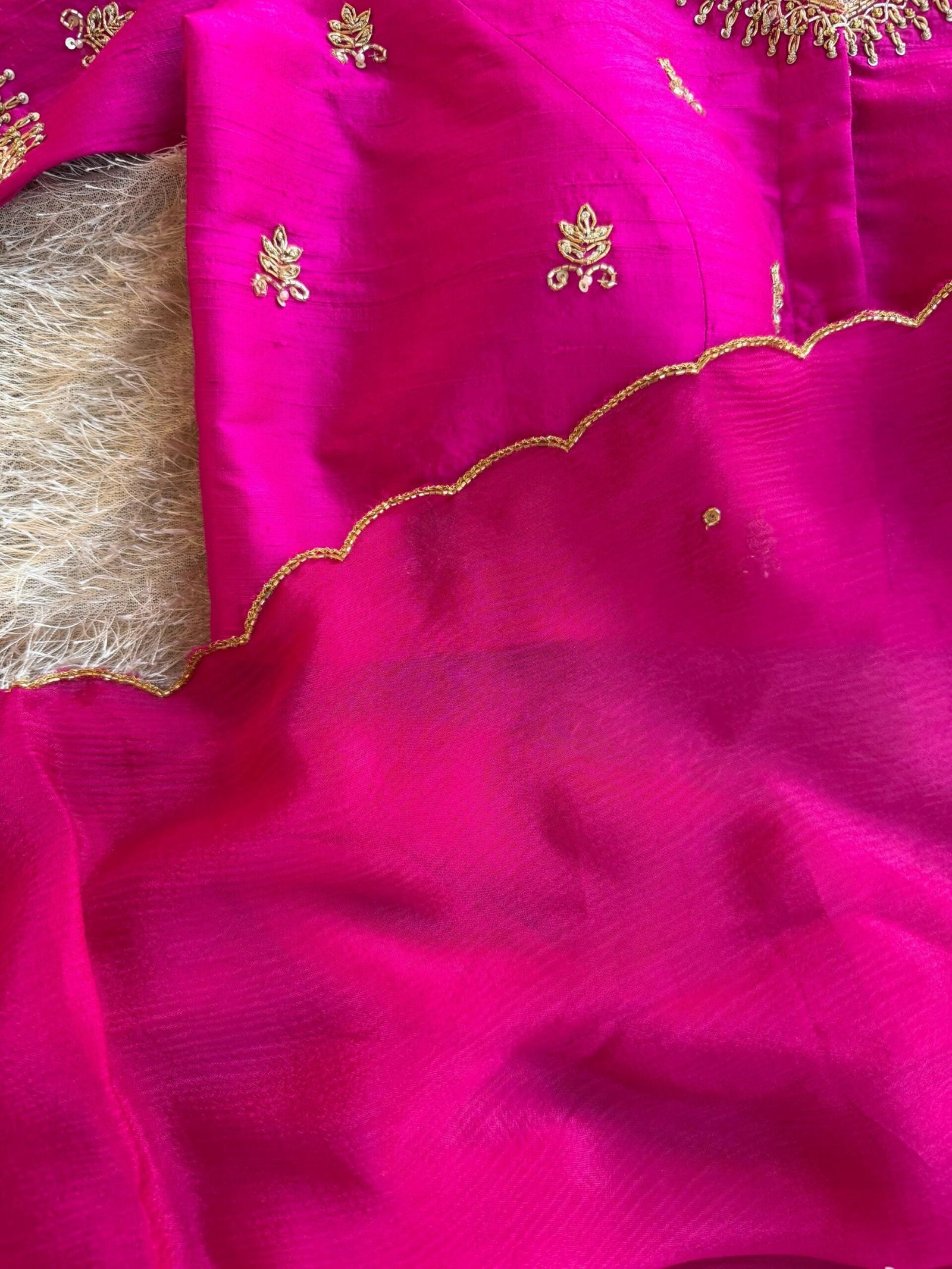 Pink chiffon silk saree with hand Embroidered blouse/hand embroidered saree with ready blouse|simple sarees |hot pink embroidery silk saree