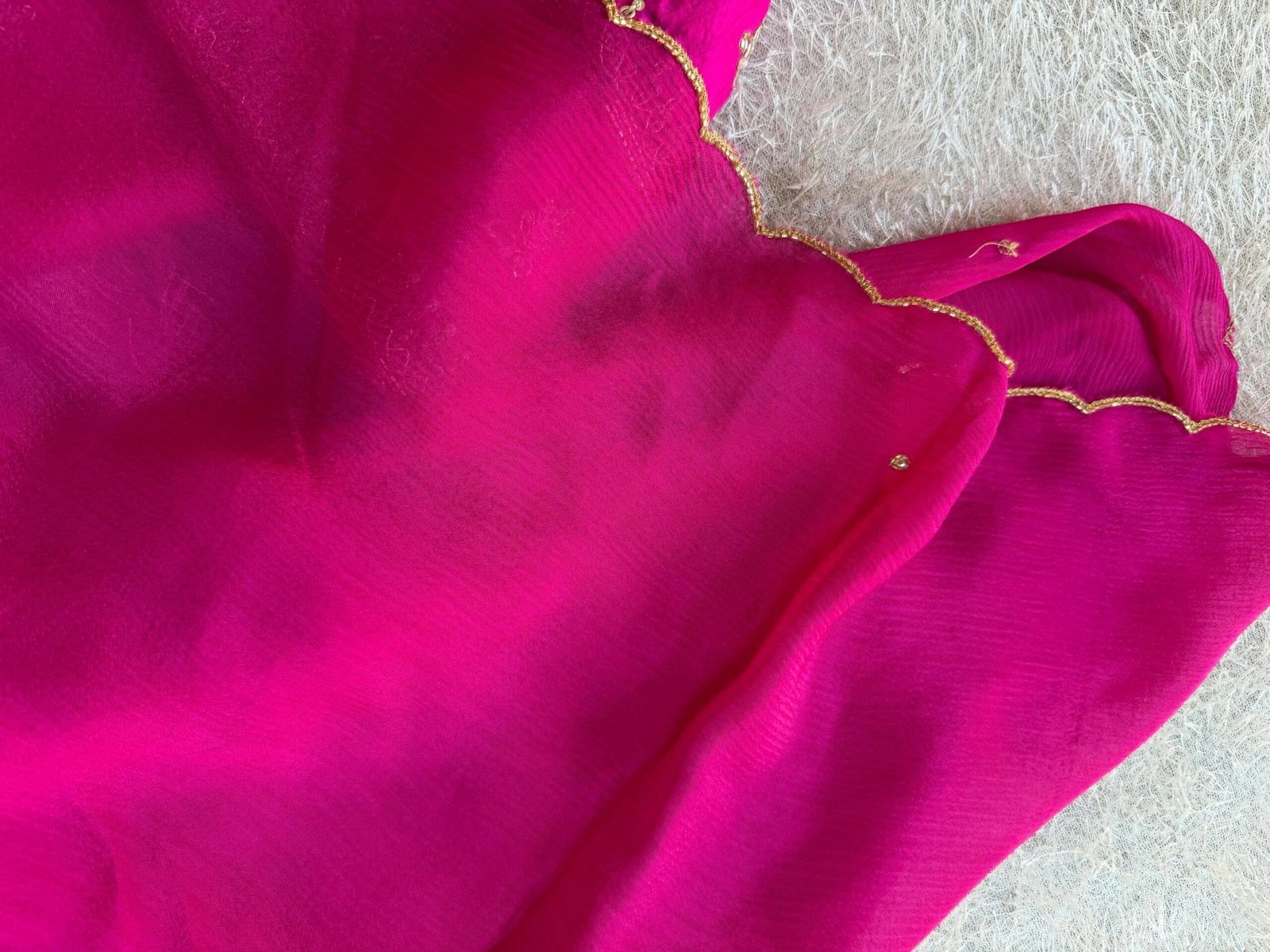 Pink chiffon silk saree with hand Embroidered blouse/hand embroidered saree with ready blouse|simple sarees |hot pink embroidery silk saree