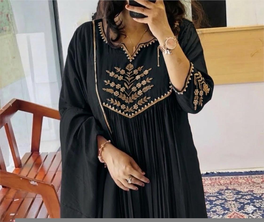 Hand Embroidered Anarkali Dress: Lavender Indian Suit with Dupatta,black anarkali dress,black indian kurta with dupatta,handwork kurta set