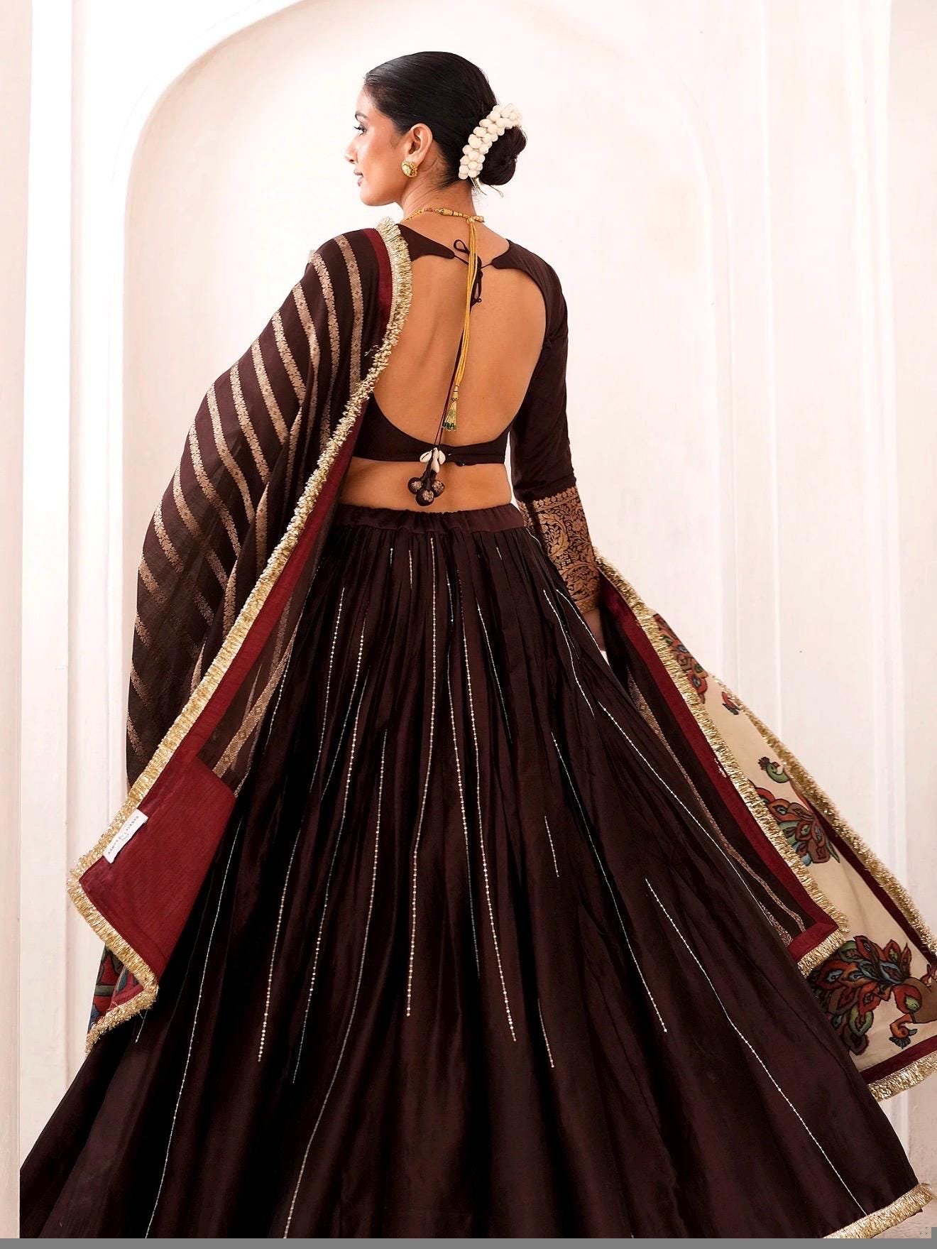 Women’s pure kalamkari lehenga set / crop top lehenga / Hand painted lehenga USA / wedding lehenga USA / kalamkarilehenga choli /voggish usa