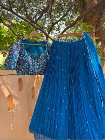 Women’s lehenga set/blue crop top lehenga/wedding Indian crop top skirt bluewedding lehenga /tulle silk skirt/ lehenga choli set