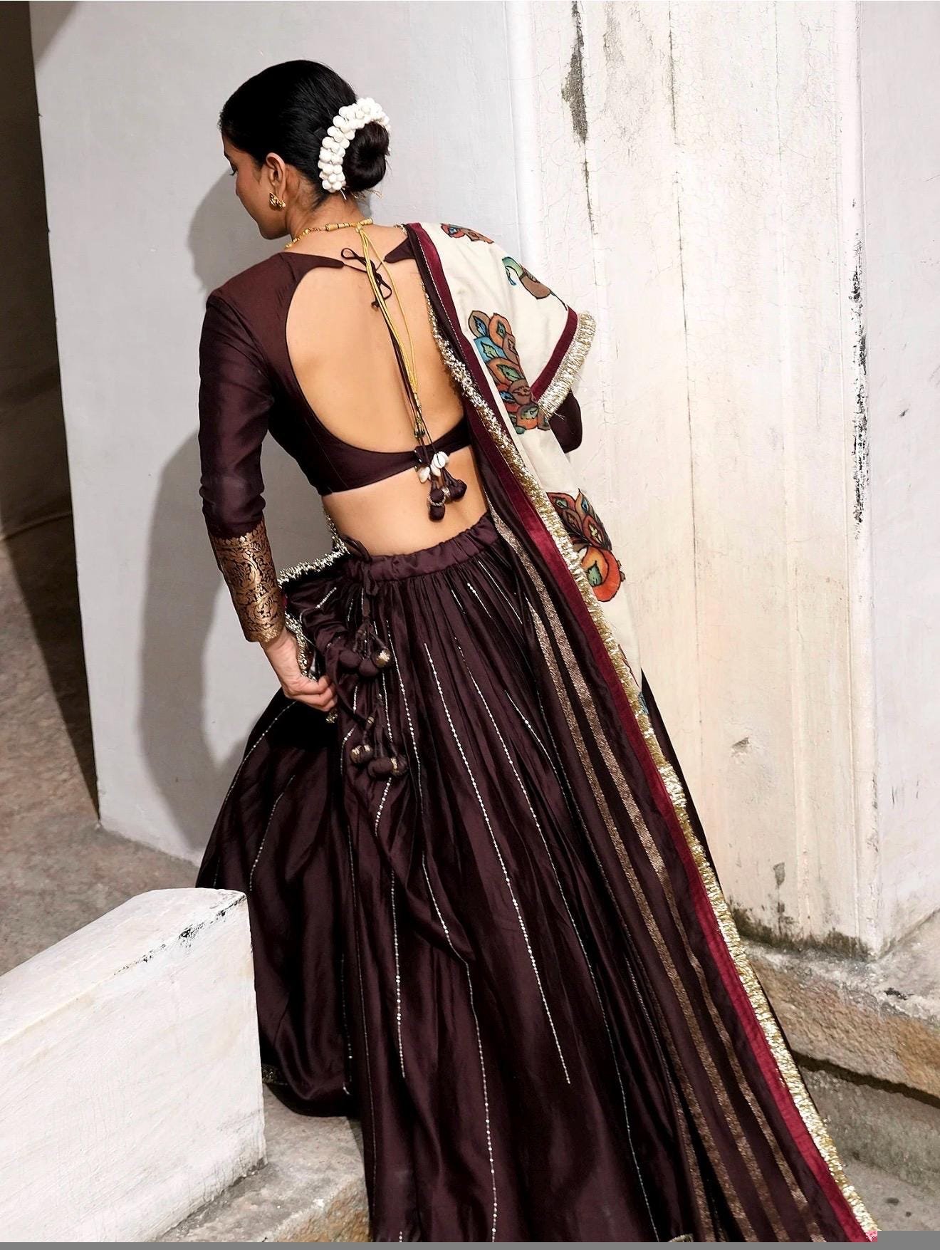 Women’s pure kalamkari lehenga set / crop top lehenga / Hand painted lehenga USA / wedding lehenga USA / kalamkarilehenga choli /voggish usa