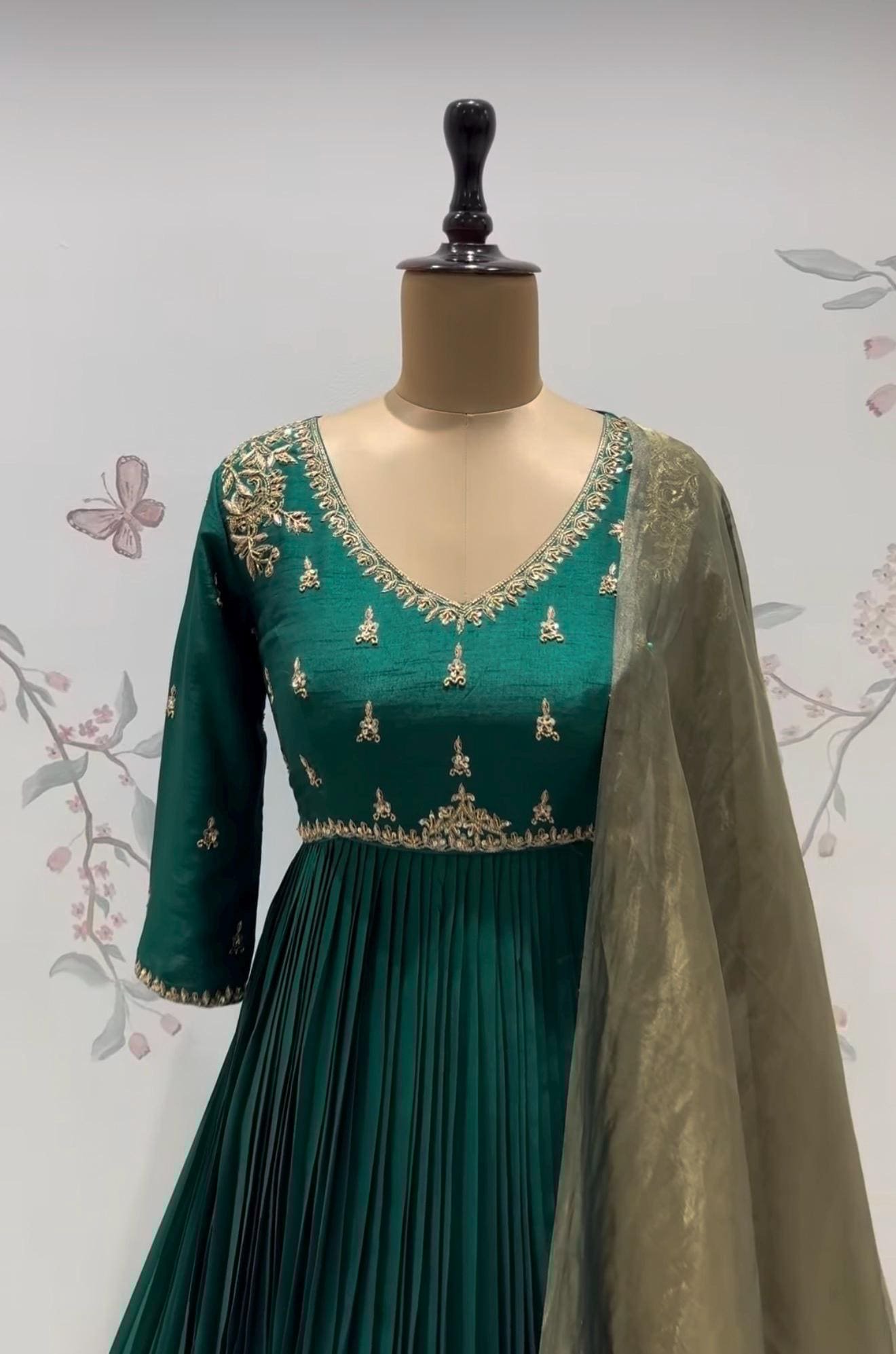 Green Anarkali suit usa/anarkali pink kurta 3/4 sleeve/purple 3/4 sleeve anarkali/green anarkali/Indian dresses/pure anarkali with dupatta
