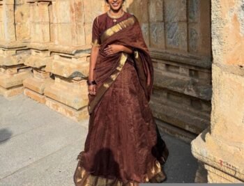 Women’s lehenga Set/brown traditional crop top lehenga / Indian crop top skirt handloom lehenga choli/vintage half saree with dupatta/